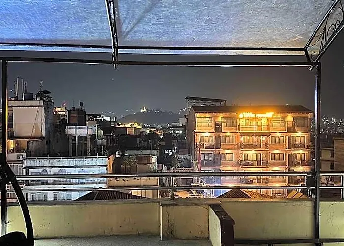 11 Thamel Aparthotel 3*